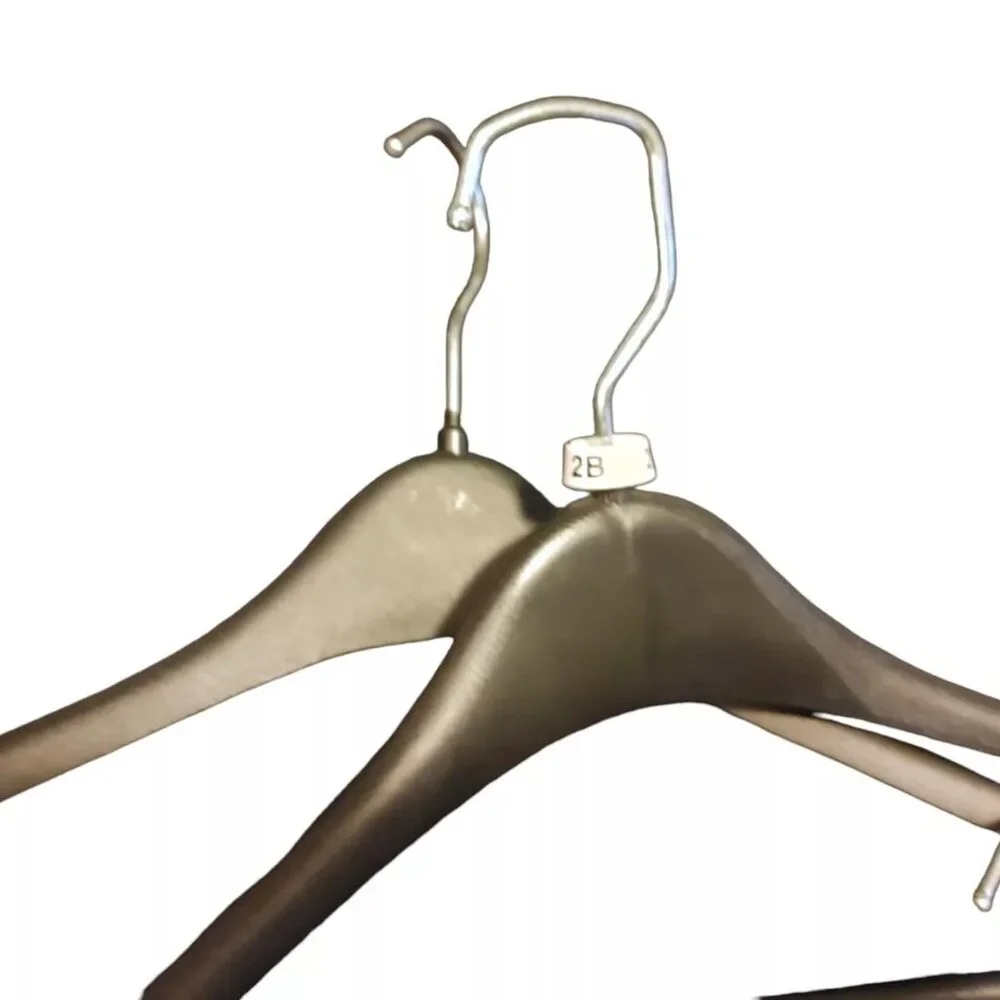 Lot of 16 Asorted Plastic Retail Hangers Wire Hook Double Notched Shirt Non Slip